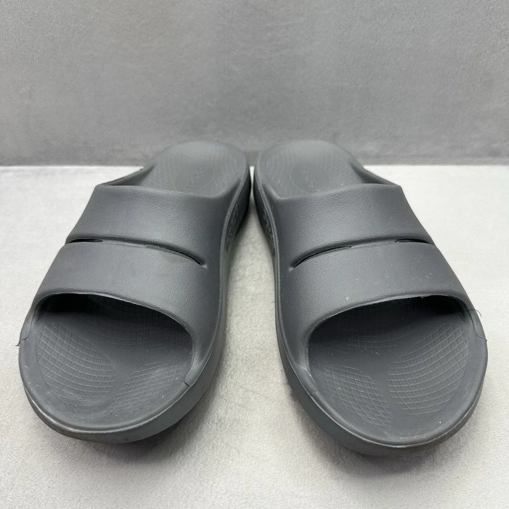 OOFOS OOahh Mens Size 9 Sandals Slate Gray Recovery Lightweight Sport Slide